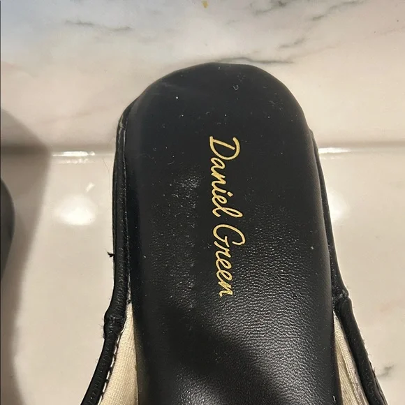 Elegant Black Women's Slippers by David Green - Picture 2 of 5